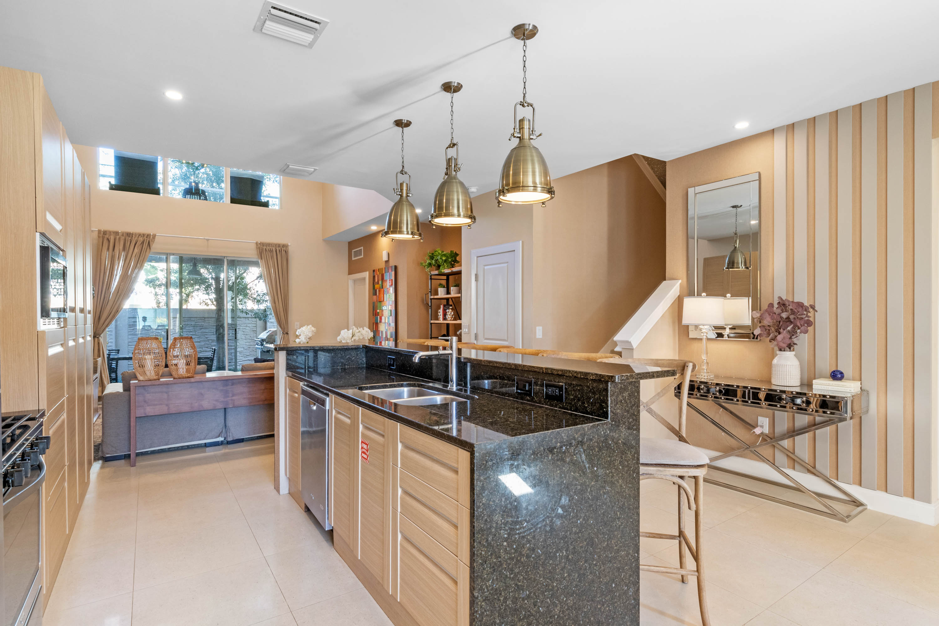 4 bedroom vacation townhouse at Magic Village Yards - Image 9