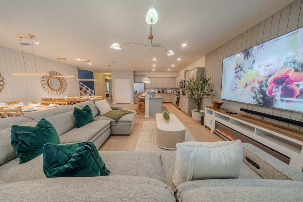 Living area — 3024 Mahalo Drive, photo 3 of 80