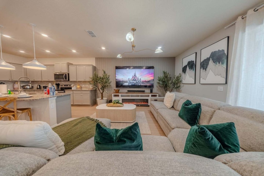 Living area — 3024 Mahalo Drive, photo 8 of 80
