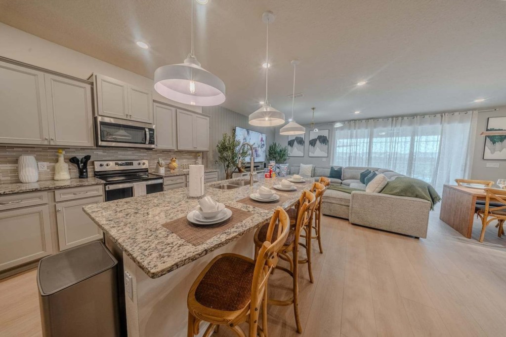 Kitchen — 3024 Mahalo Drive, photo 15 of 80