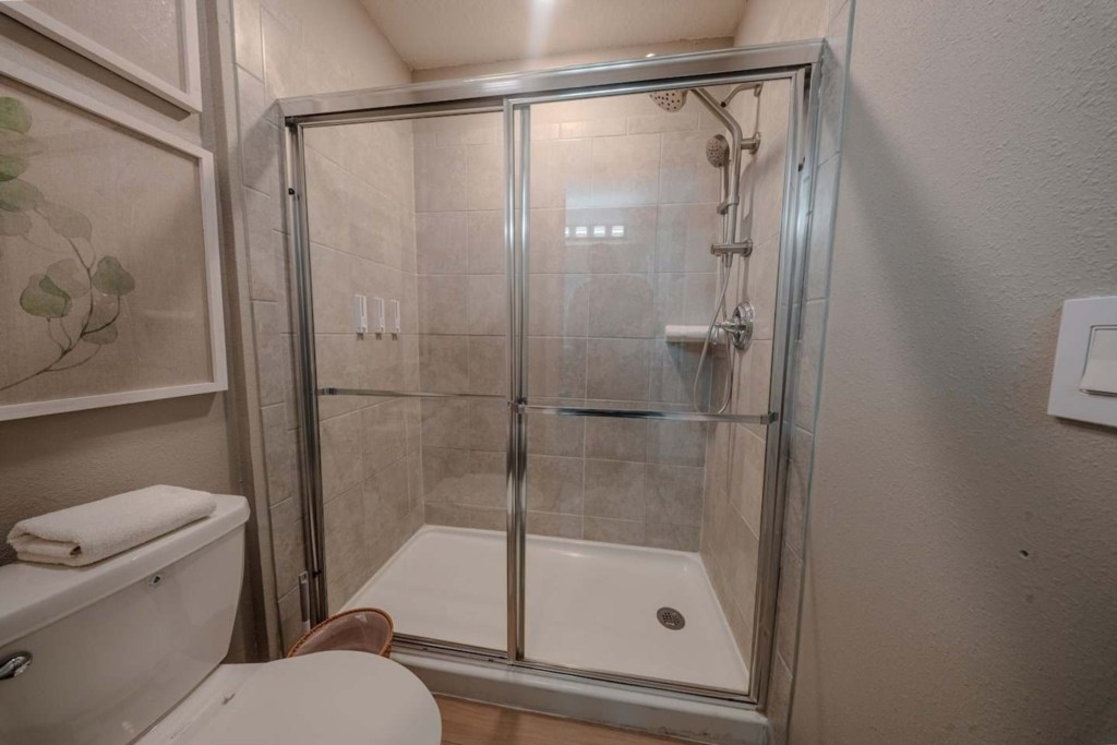 Bathroom — 3024 Mahalo Drive, photo 39 of 80