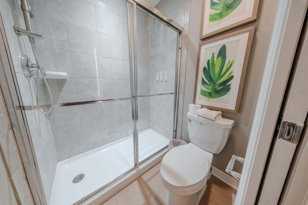 Bathroom — 3024 Mahalo Drive, photo 40 of 80
