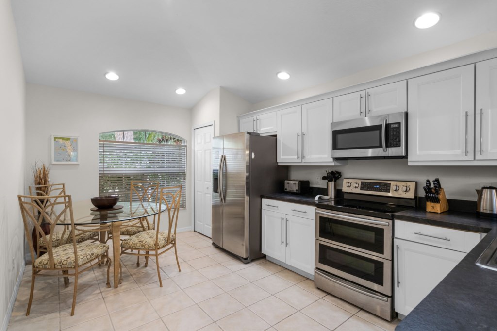 16-web-or-mls-909 Troon Cir-Davenport, FL 33897 - 16.jpg