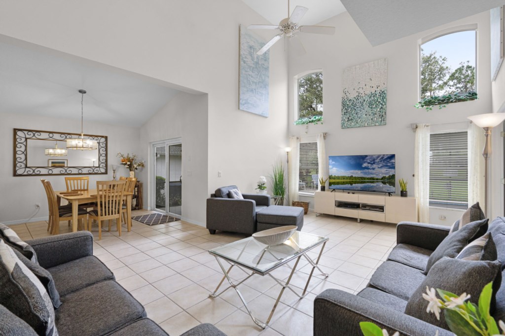 9-web-or-mls-909 Troon Cir-Davenport, FL 33897 - 09.jpg
