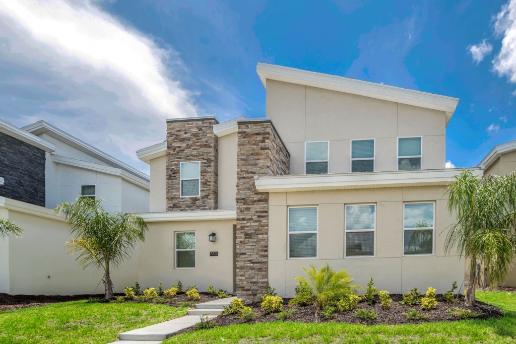 780DropShotDr,ChampionsGate_02