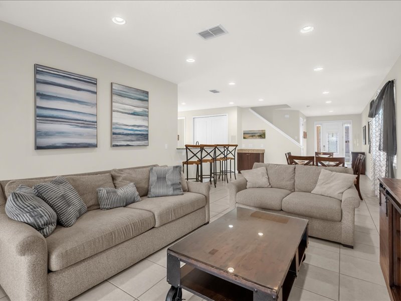 02-7501MarkerAve(16)