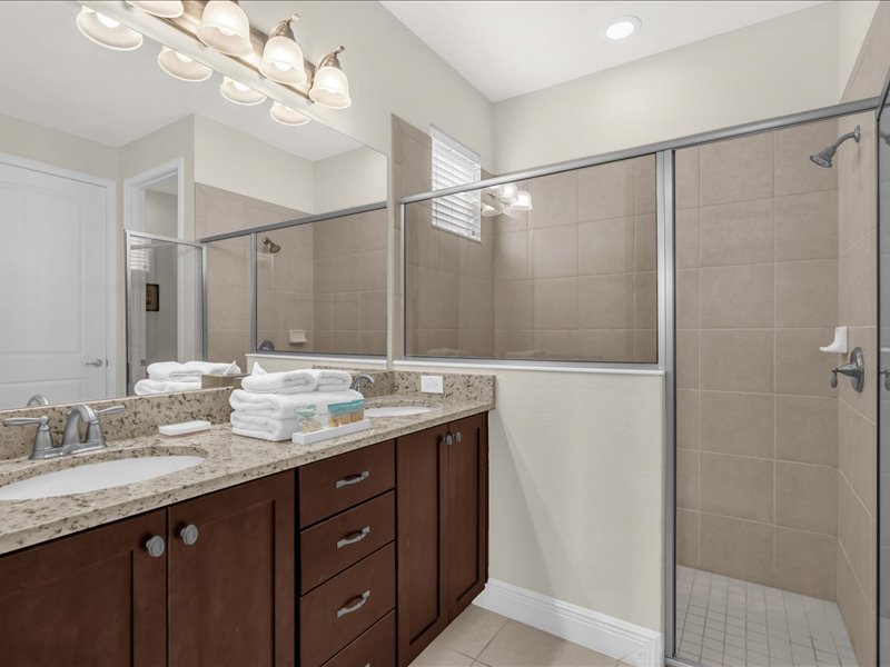 11-7501MarkerAve(19)