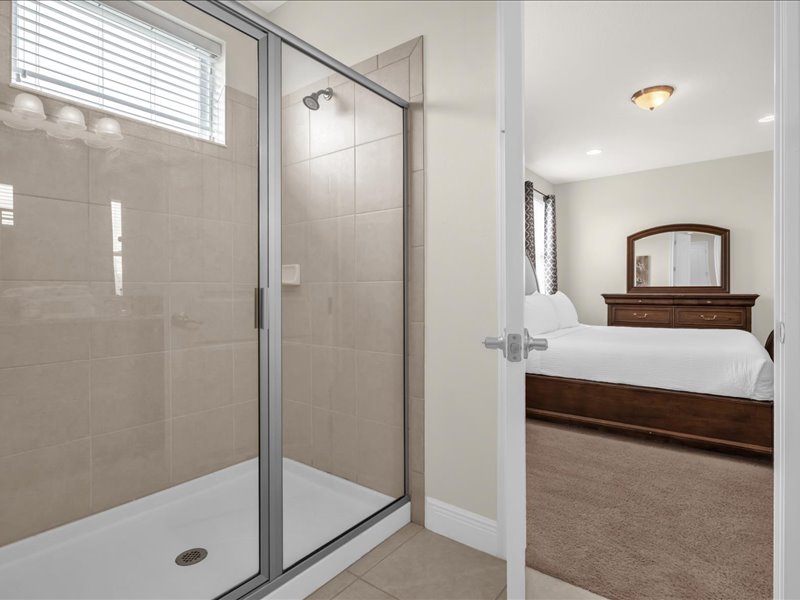 32-7501MarkerAve(40)
