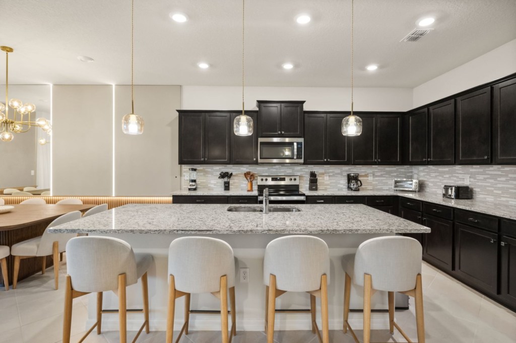 Kitchen — 16248 Saint Kitts Circle, photo 10 of 110