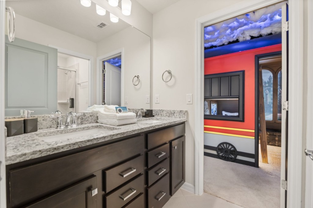 Bathroom — 16248 Saint Kitts Circle, photo 61 of 110