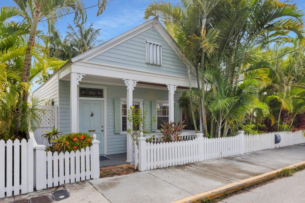 ElizabethÃ¢ÂÂs Retreat Ã¢ÂÂ Private Old Town Cottage