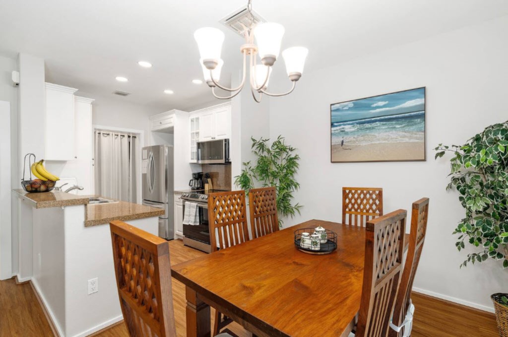 DiningArea
