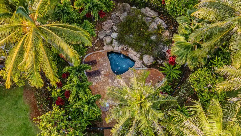 SecretSpaAreaAerial