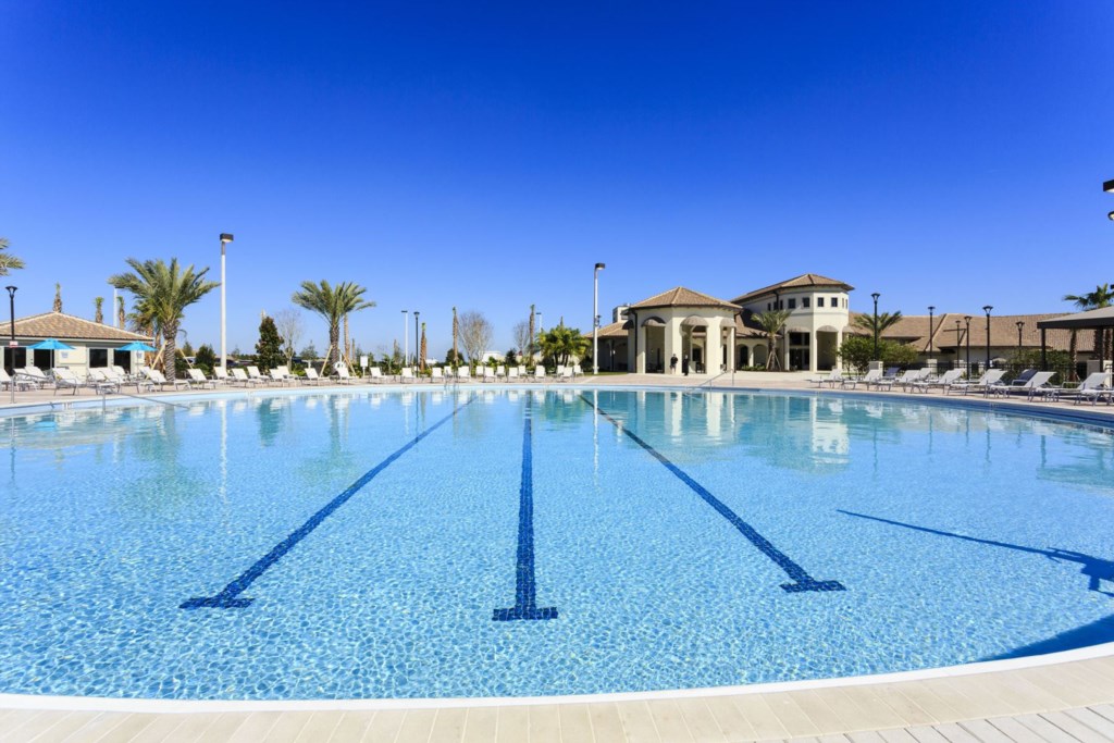 06-Pool-11