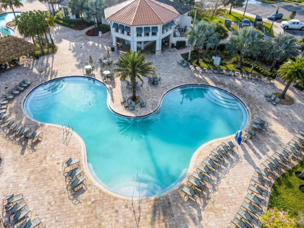 3004_Penelope_Loop-Club00hideaway_Aerial_Pool