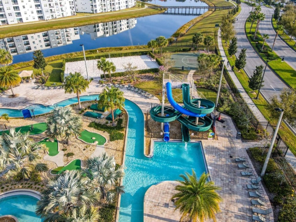 3004_Penelope_Loop-Club00hideaway_Aerial_Slide