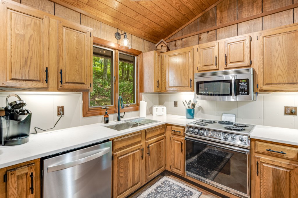 10-web-or-mls-792-mcdaris-loop-dr