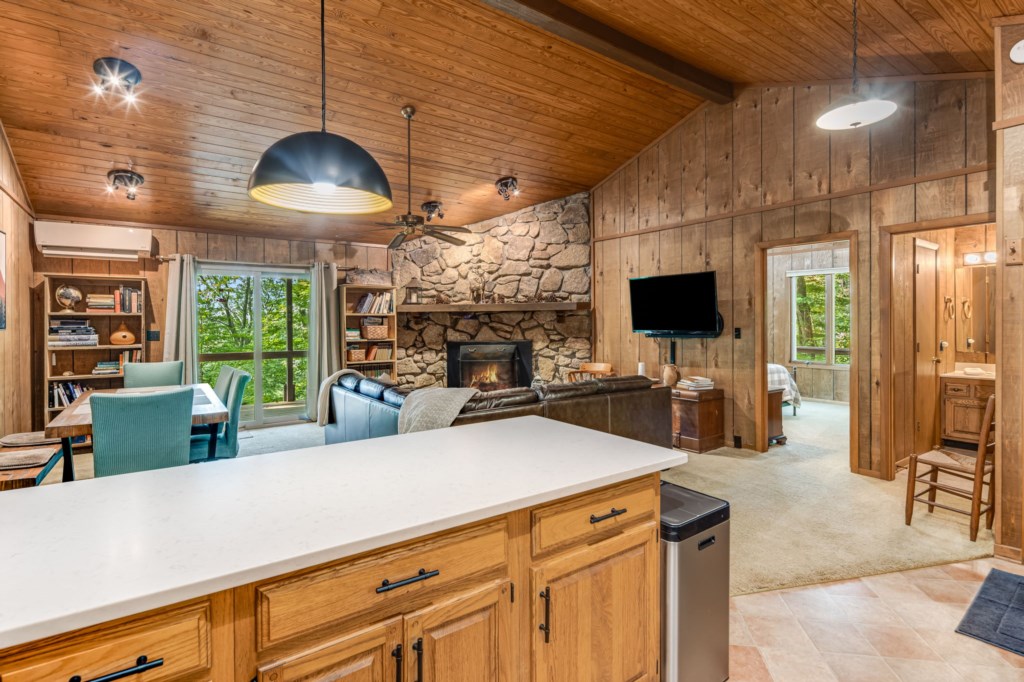 11-web-or-mls-792-mcdaris-loop-dr