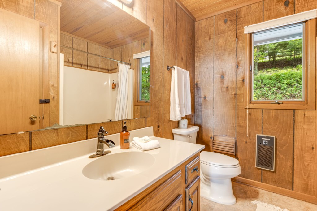 15-web-or-mls-792-mcdaris-loop-dr