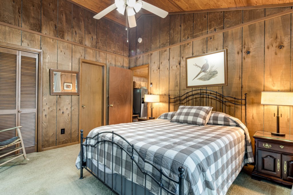 17-web-or-mls-792-mcdaris-loop-dr