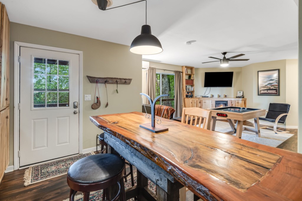 24-web-or-mls-792-mcdaris-loop-dr