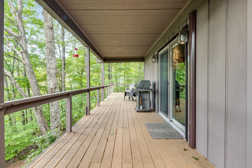 31-web-or-mls-792-mcdaris-loop-dr