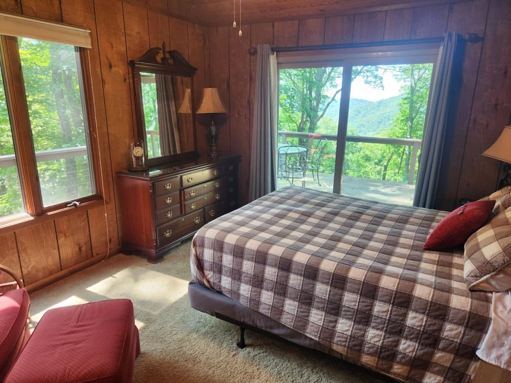 SundanceLHBedroom