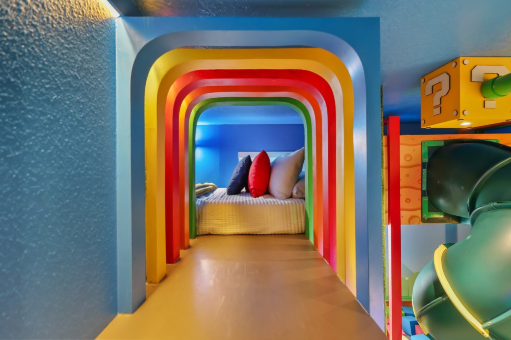 Super Mario - themed bedroom