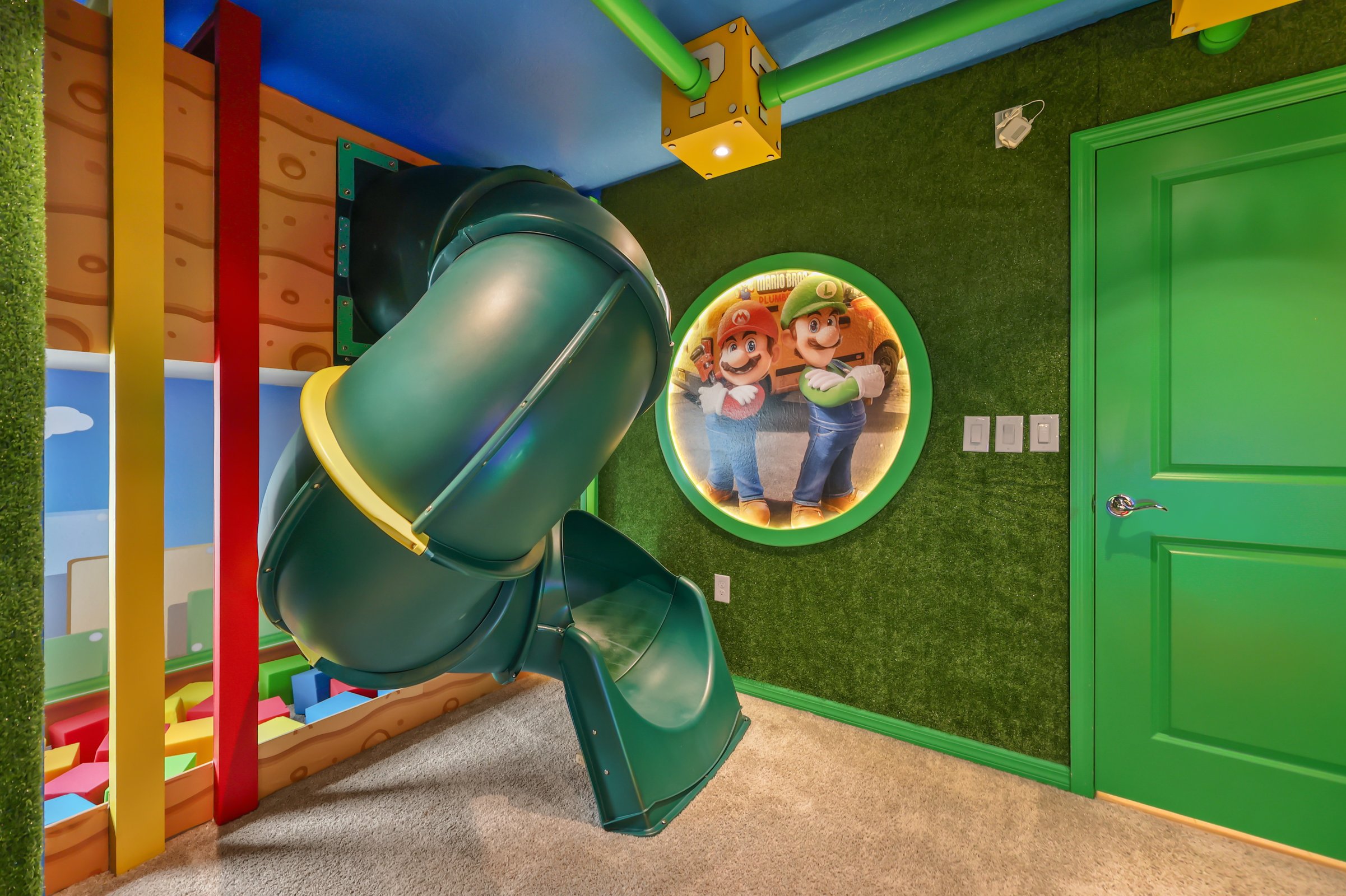 Super Mario - themed bedroom — 15794 Cape Coral Loop, photo 25 of 87