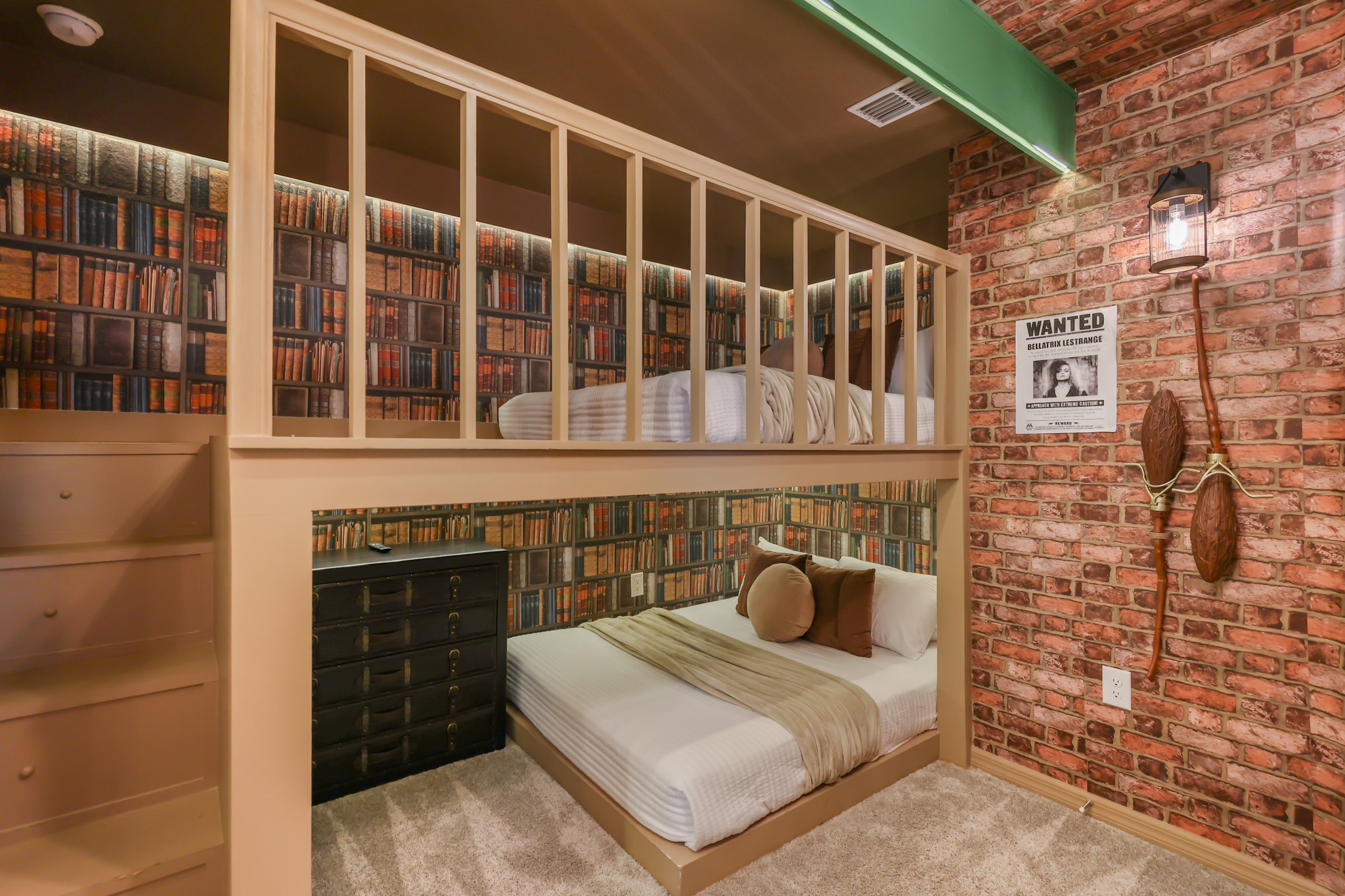 Harry Potter - themed bedroom — 15794 Cape Coral Loop, photo 29 of 87