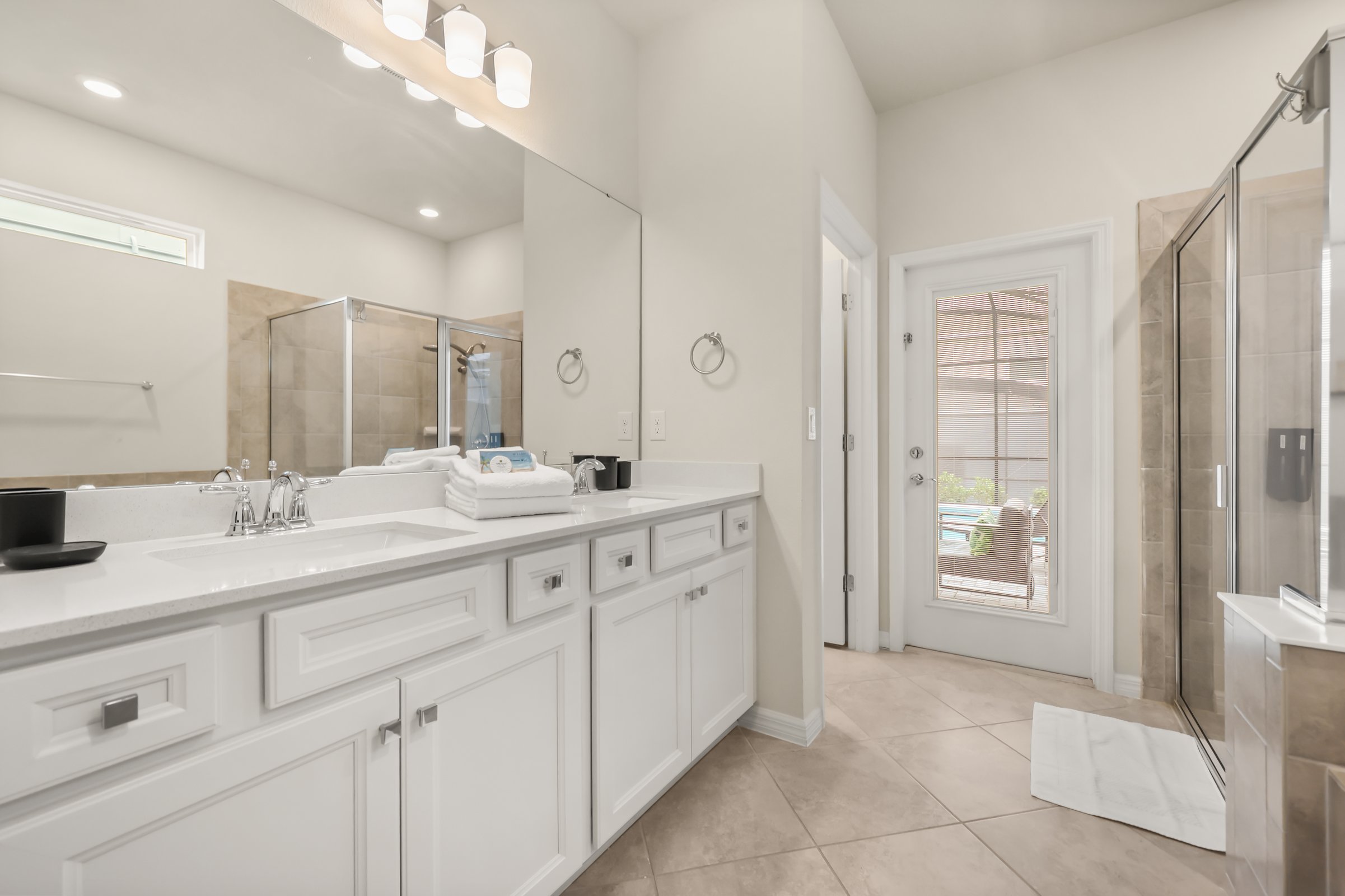 Bathroom — 15794 Cape Coral Loop, photo 41 of 87