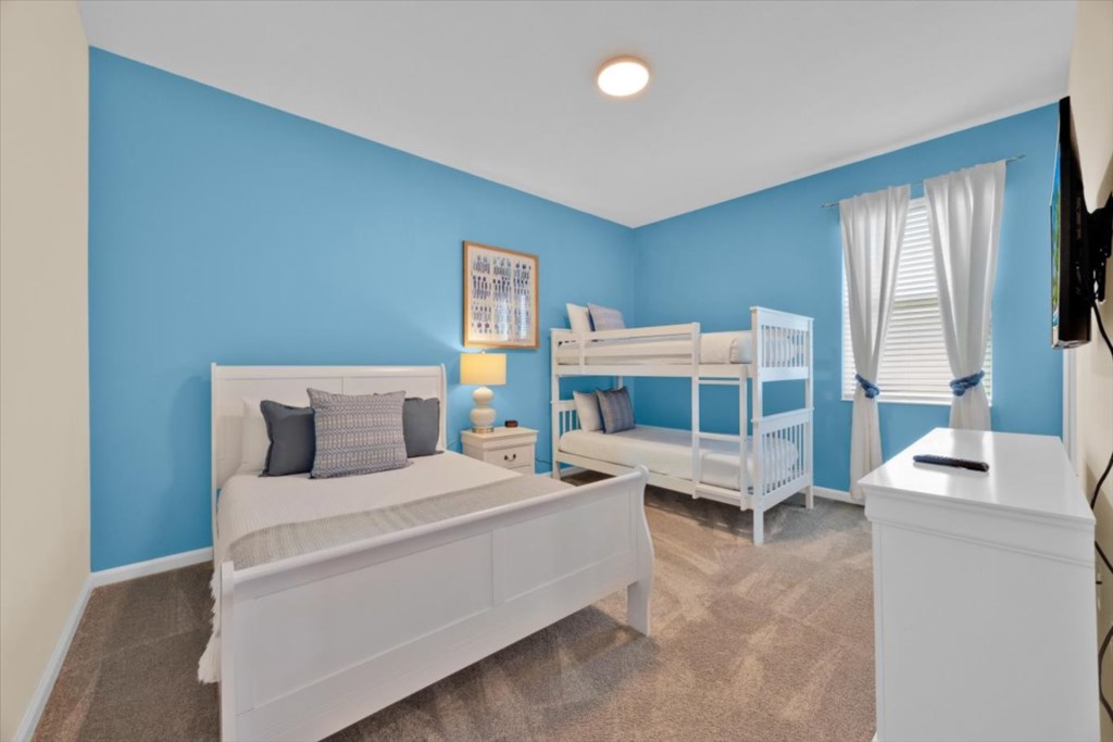 11-895OceanCourseAve-10