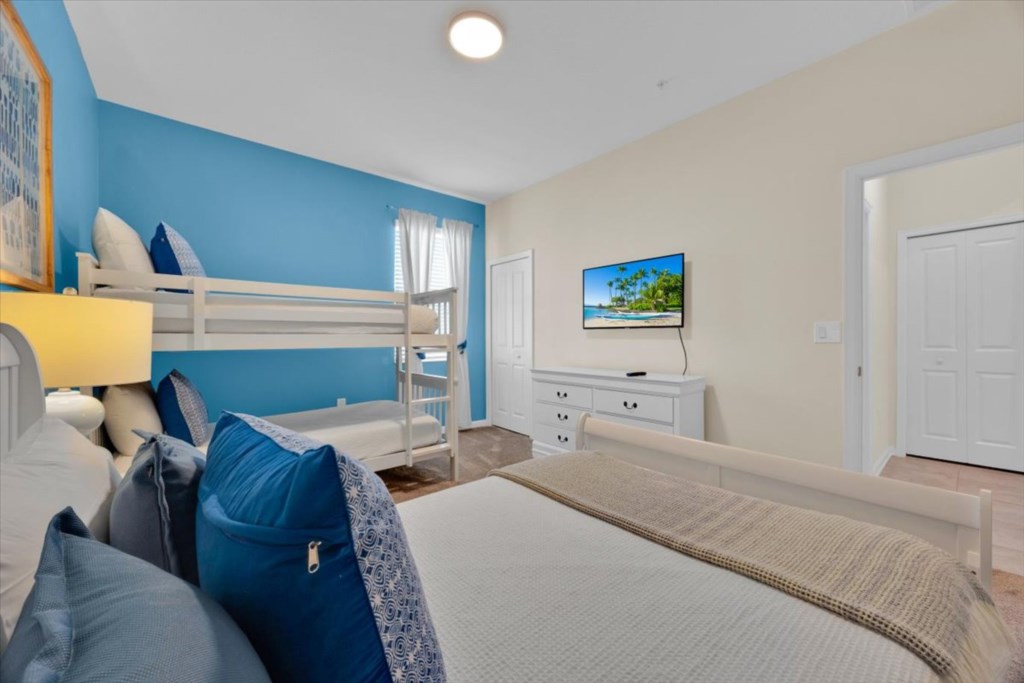12-895OceanCourseAve-11