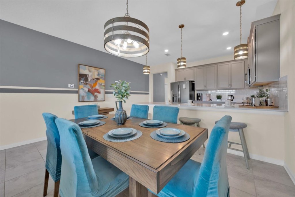 16-895OceanCourseAve-15