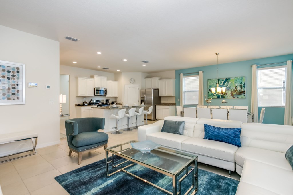 14-web-or-mls-7041OakwoodSt,Solterra_14