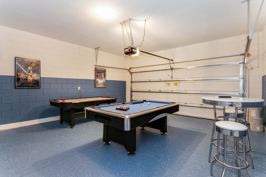 23-web-or-mls-7041OakwoodSt,Solterra_23