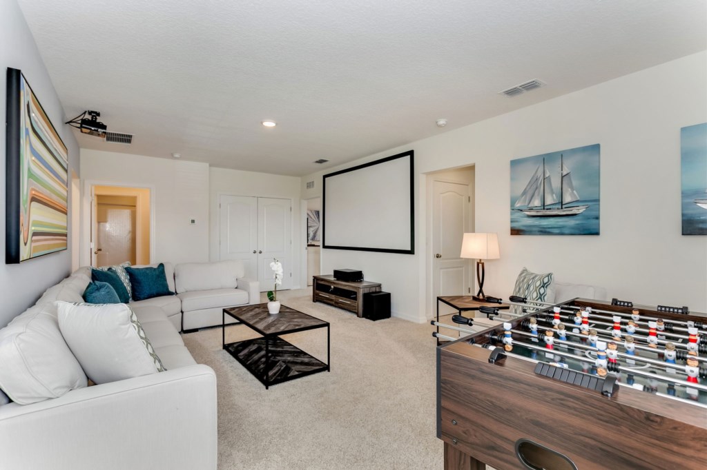 26-web-or-mls-7041OakwoodSt,Solterra_26