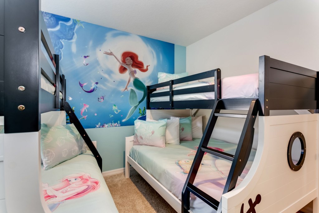 33-web-or-mls-7041OakwoodSt,Solterra_33