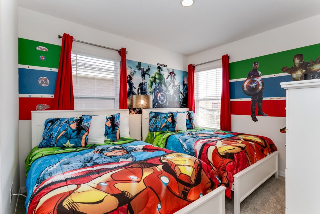 35-web-or-mls-7041OakwoodSt,Solterra_35