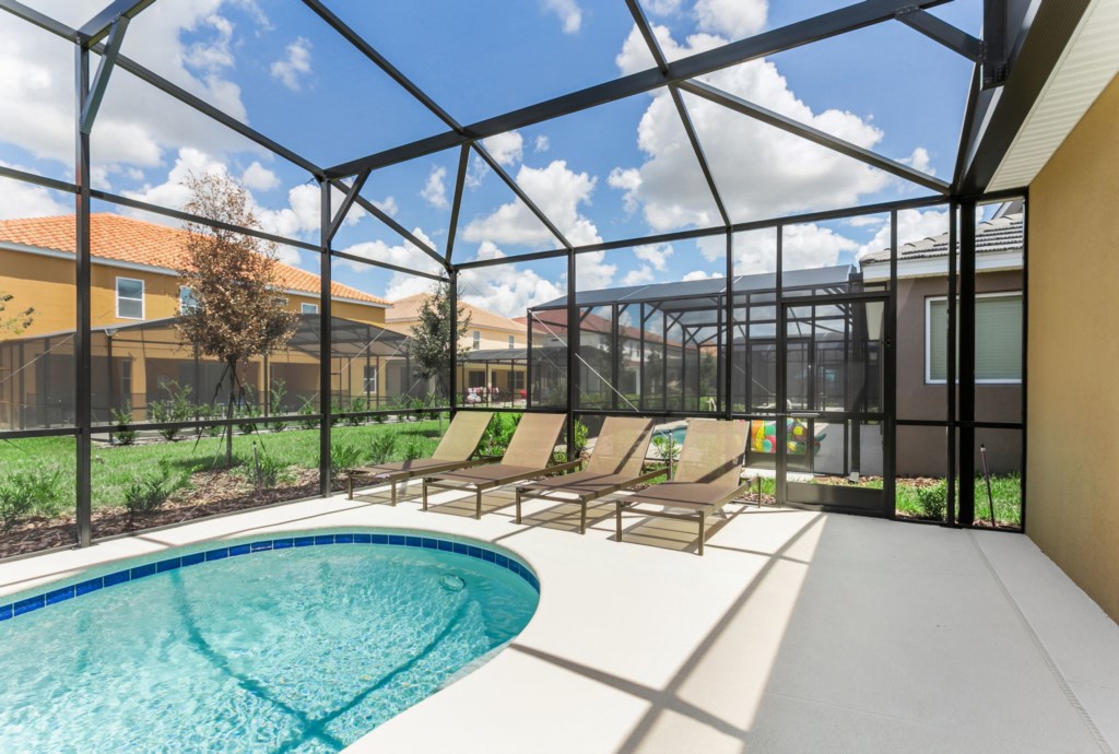 48-web-or-mls-7041OakwoodSt,Solterra_48