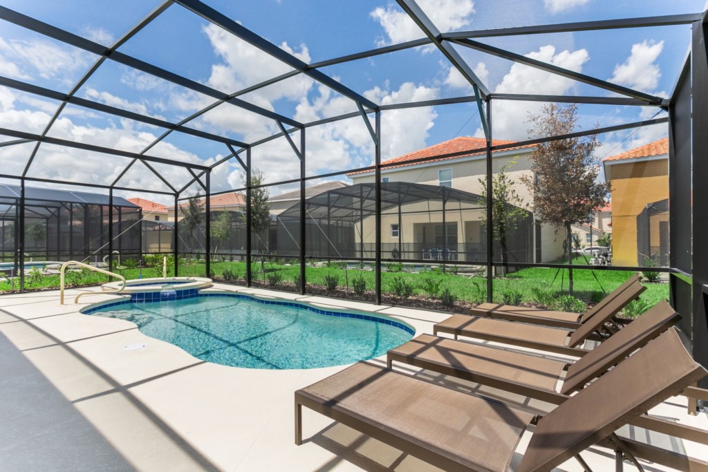 49-web-or-mls-7041OakwoodSt,Solterra_49