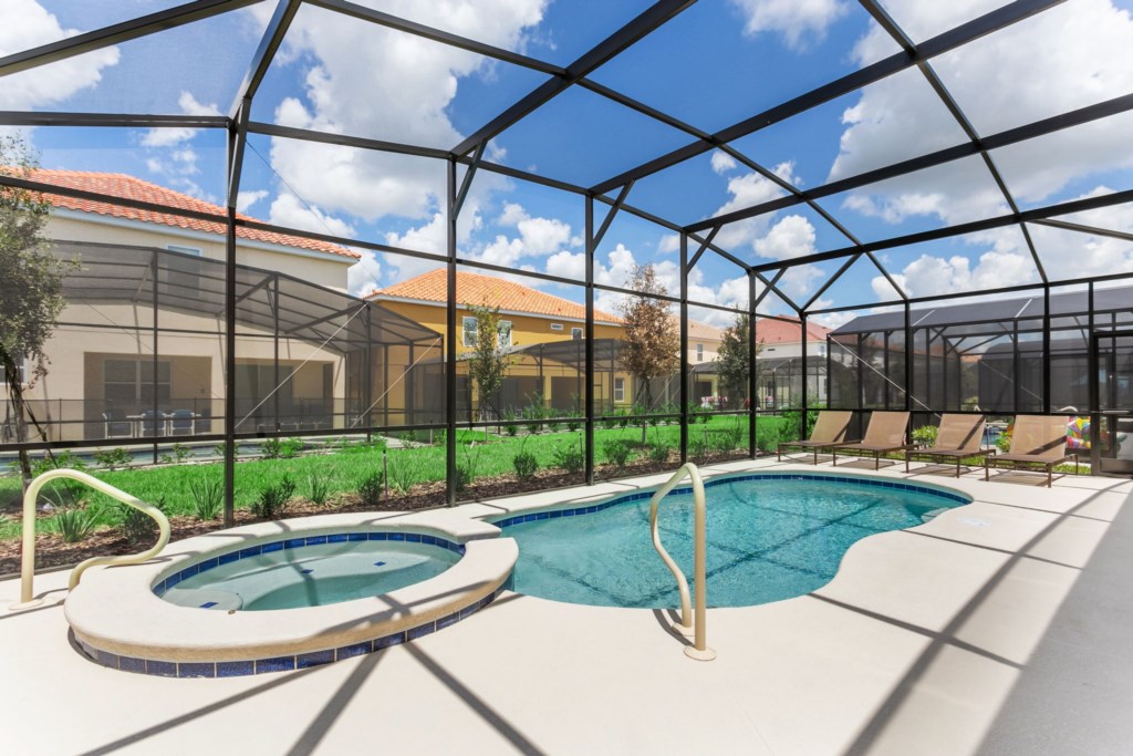 51-web-or-mls-7041OakwoodSt,Solterra_51