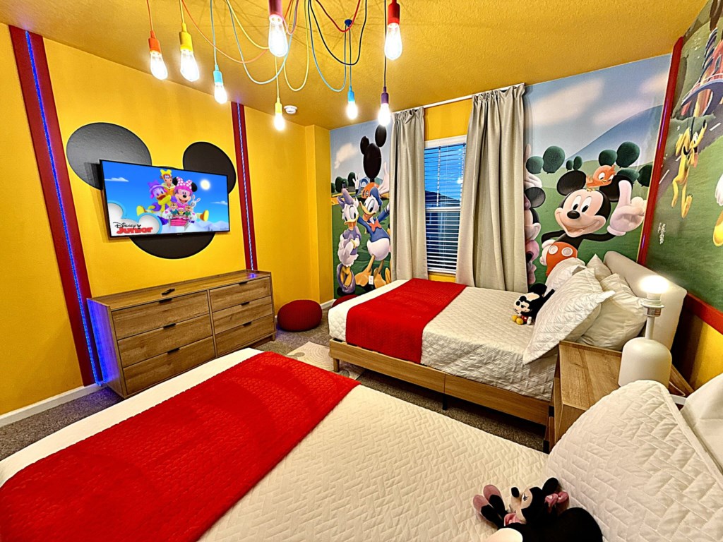 MickeyInf1