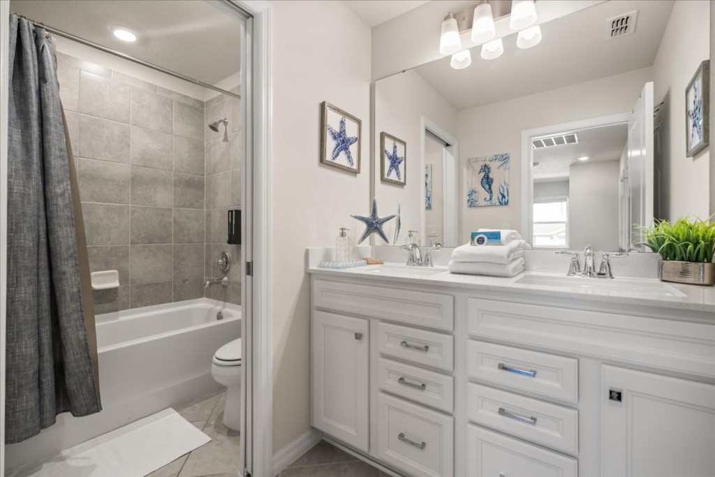 5 bedroom vacation townhouse at Windsor Cay - Image 33