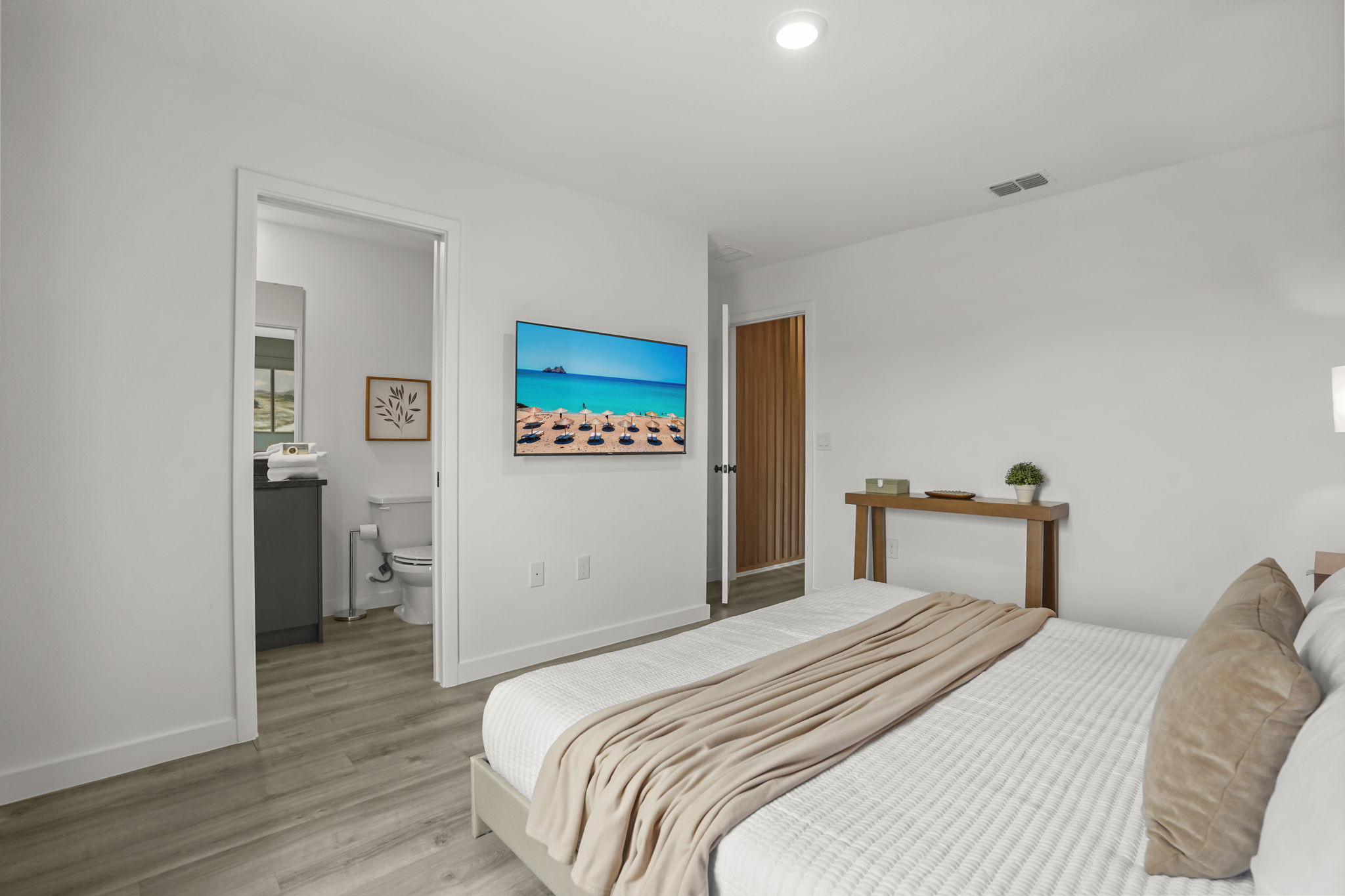 3 bedroom vacation townhouse at The Hub at Westside - Image 18