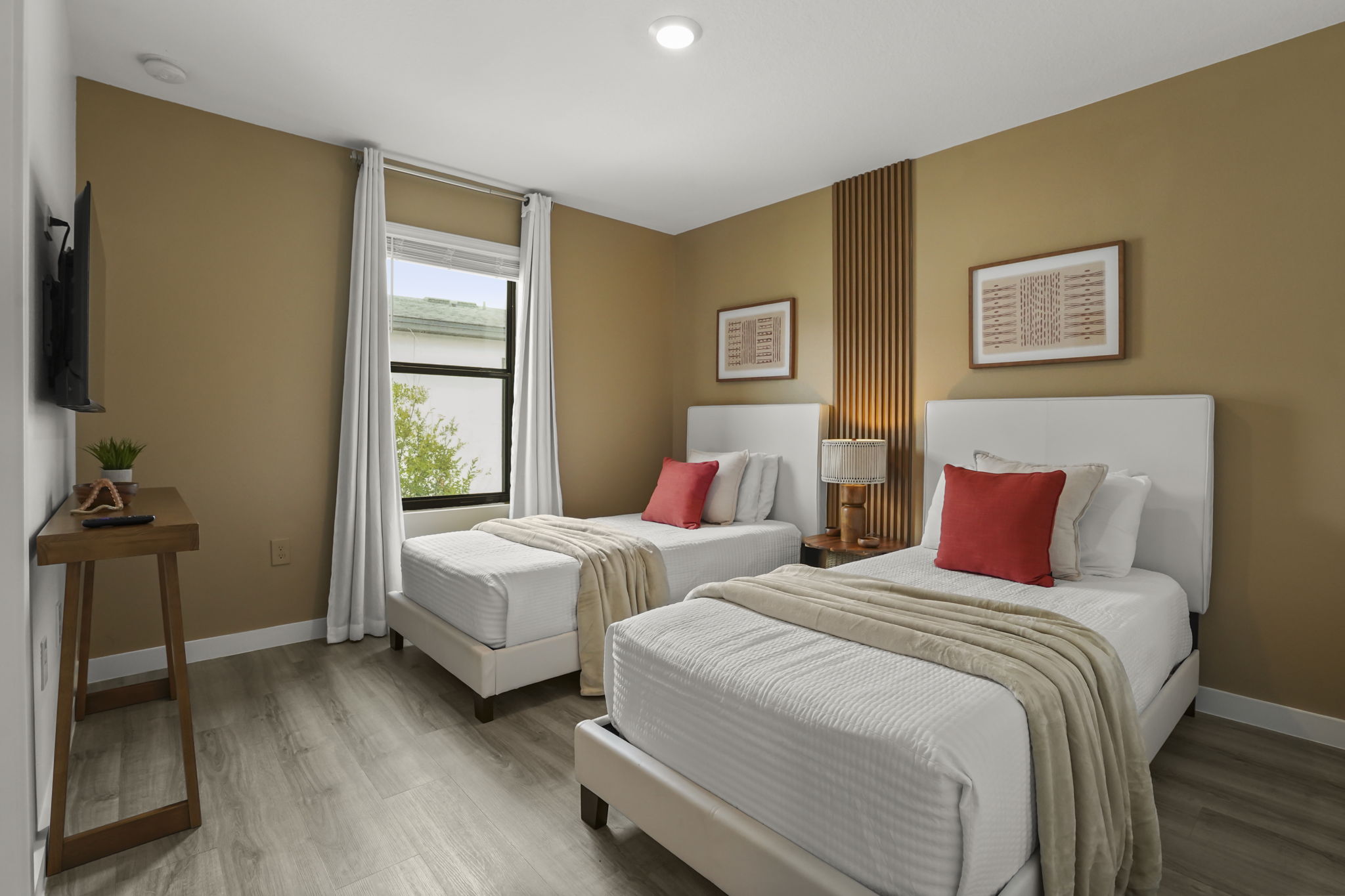 3 bedroom vacation townhouse at The Hub at Westside - Image 21