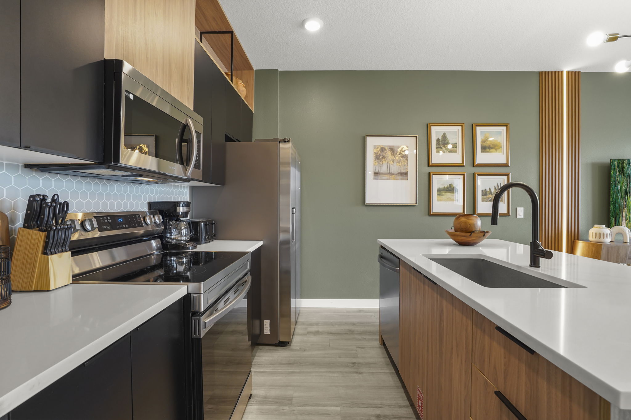 3 bedroom vacation townhouse at The Hub at Westside - Image 8