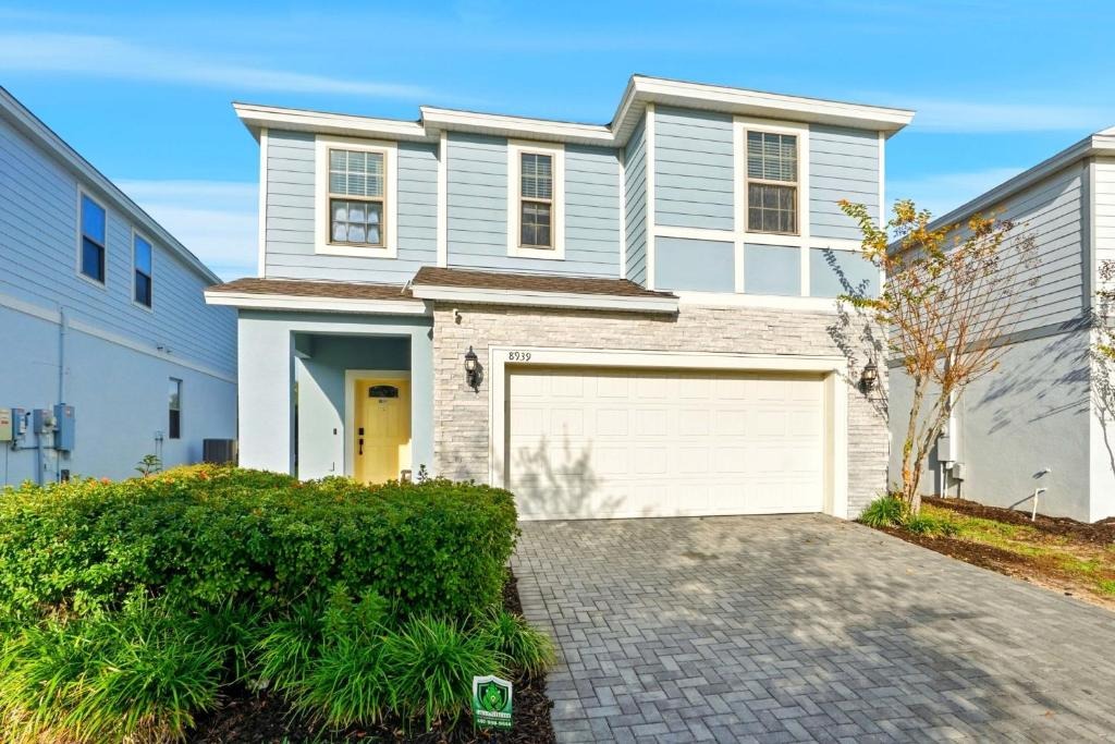 7 bedroom vacation house at Windsor at Westside  - Image 1