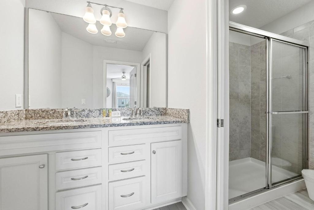 7 bedroom vacation house at Windsor at Westside  - Image 52