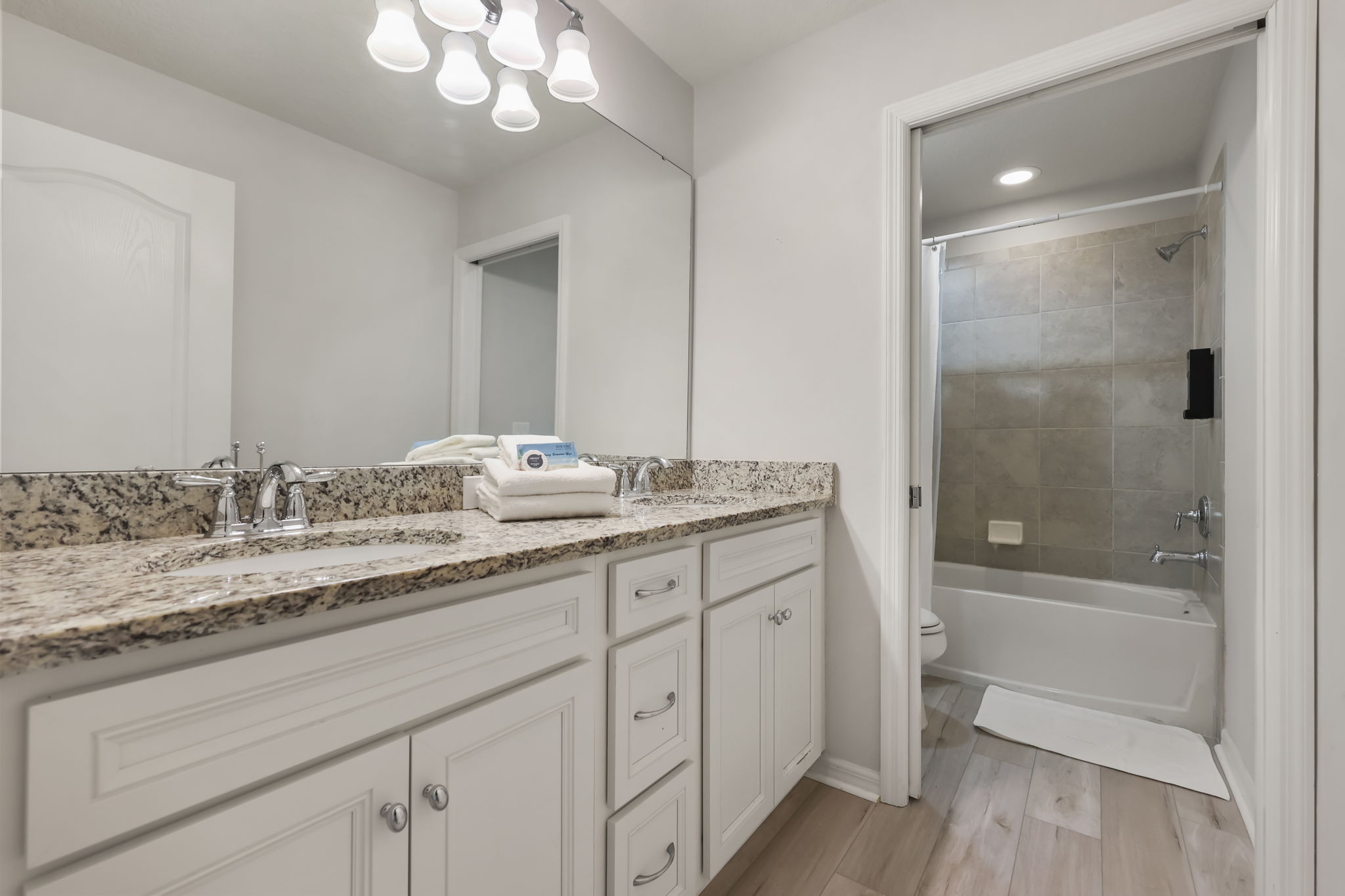 7 bedroom vacation house at Windsor at Westside  - Image 42